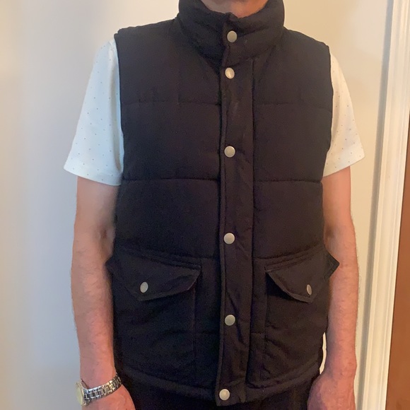 Vest - Picture 4 of 5